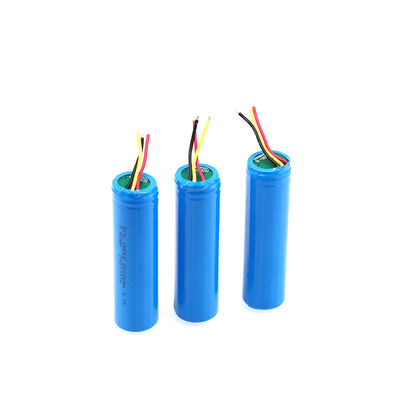 UN38.3 verklaarde 3,7 V 2400mah 18650 Navulbare Batterij met 0.05kg Met platte kop