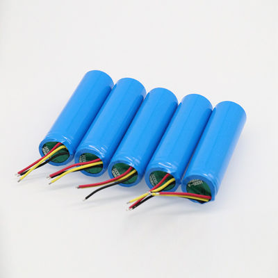 UN38.3 verklaarde 3,7 V 2400mah 18650 Navulbare Batterij met 0.05kg Met platte kop
